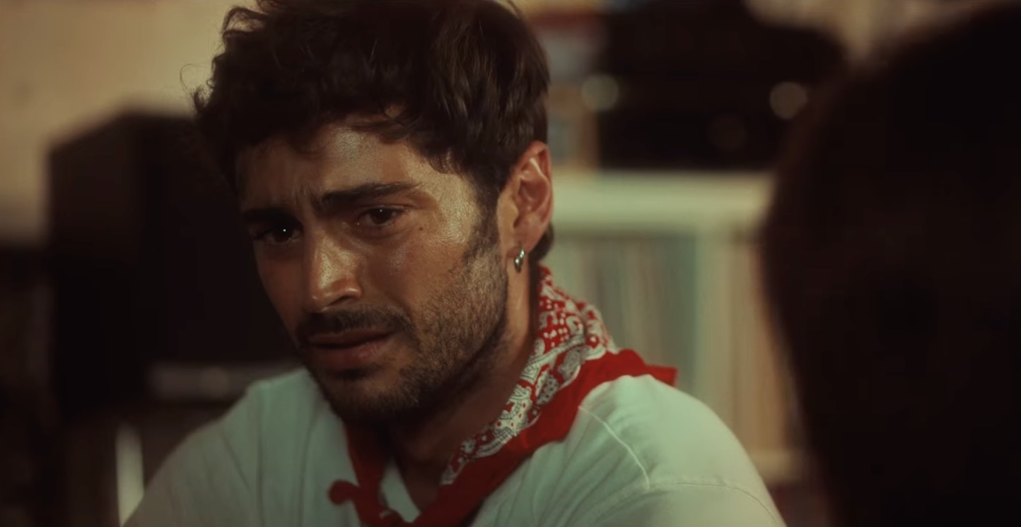 Ruben Bernal Pequeños Calvarios Rubén Bernal en una escena de la película Pequeños Calvarios