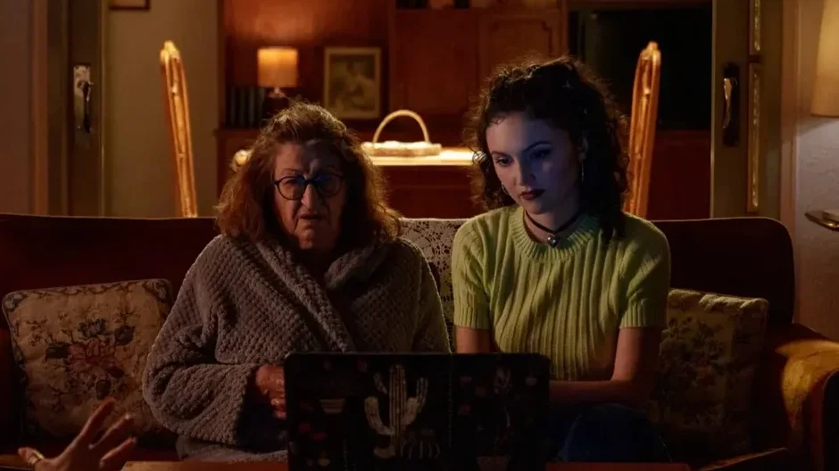 Laura Candil en el cortometraje Sexo a los 70 nominado a los Goya