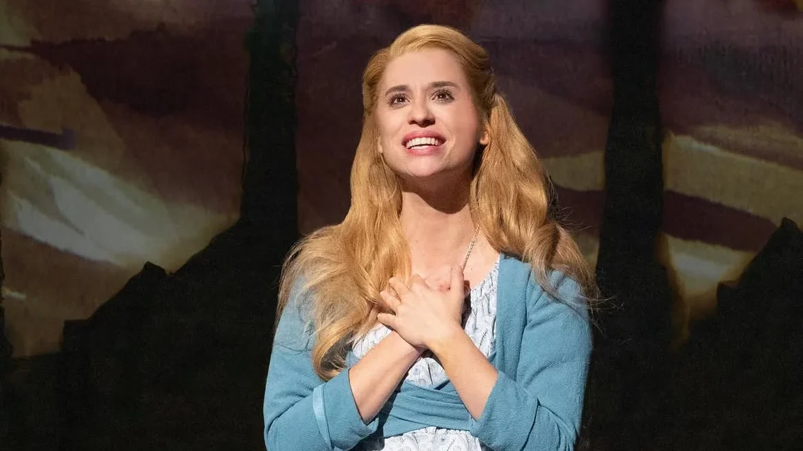 Teresa Ferrer, exalumna de la escuela de interpretación en Madrid Work In Progress, nominada a los Premios Talía 2026 por Los Miserables
