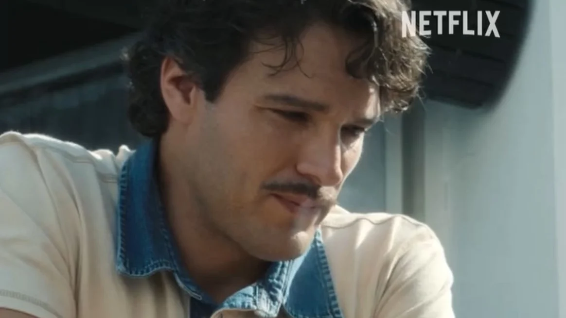 Almagro San Miguel, ex alumno de Work In Progress, en la película Un fantasma en la batalla de Netflix